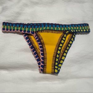 Kiini Ro - Bikini Bottom